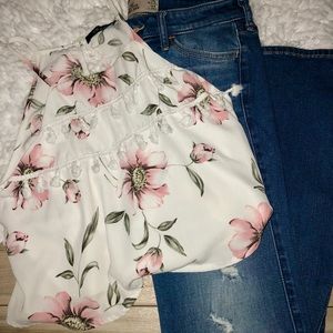Hollister Jeans and crop top
